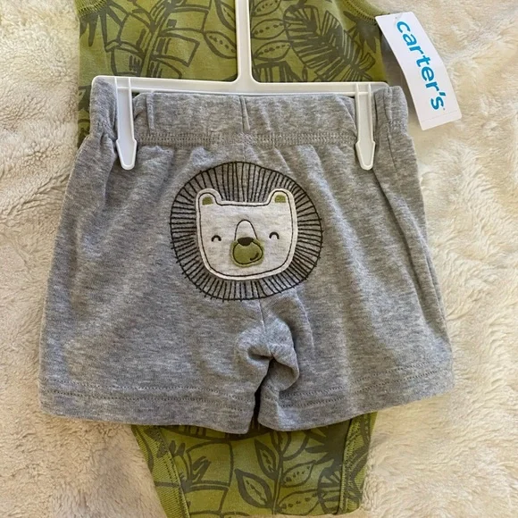 Carters onsie and shorts set - Picture 3 of 5